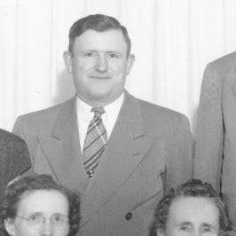Marion Studebaker's album, Profile Pictures