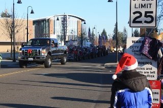 Lora Bowers' album, Yelm X-mas parade '09