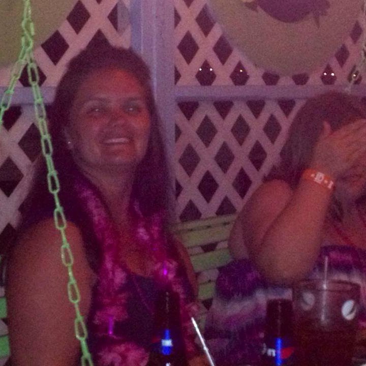 Connie Ayling's album, Profile Pictures