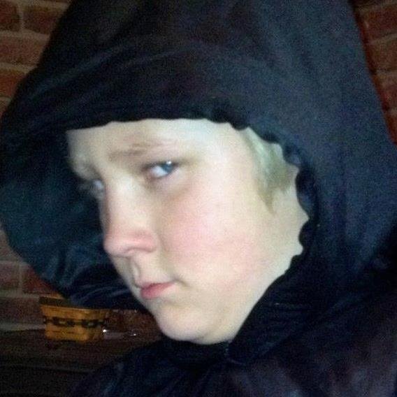 Alice Worrell's album, Profile Pictures