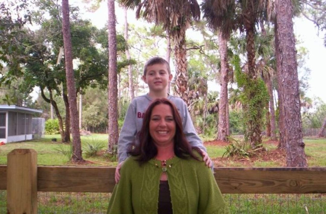 Lori Howard's album, Thanksgiving 2009 ( + a little extra from this year!)
