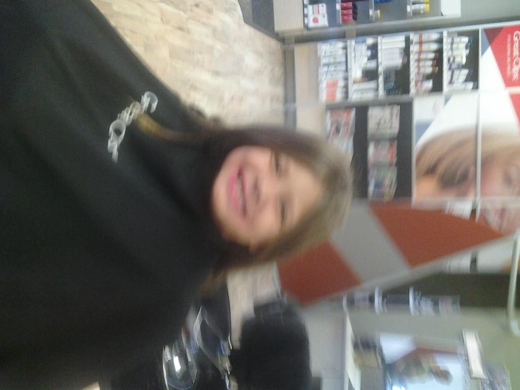 Kelly Lyons' album, Mobile Uploads