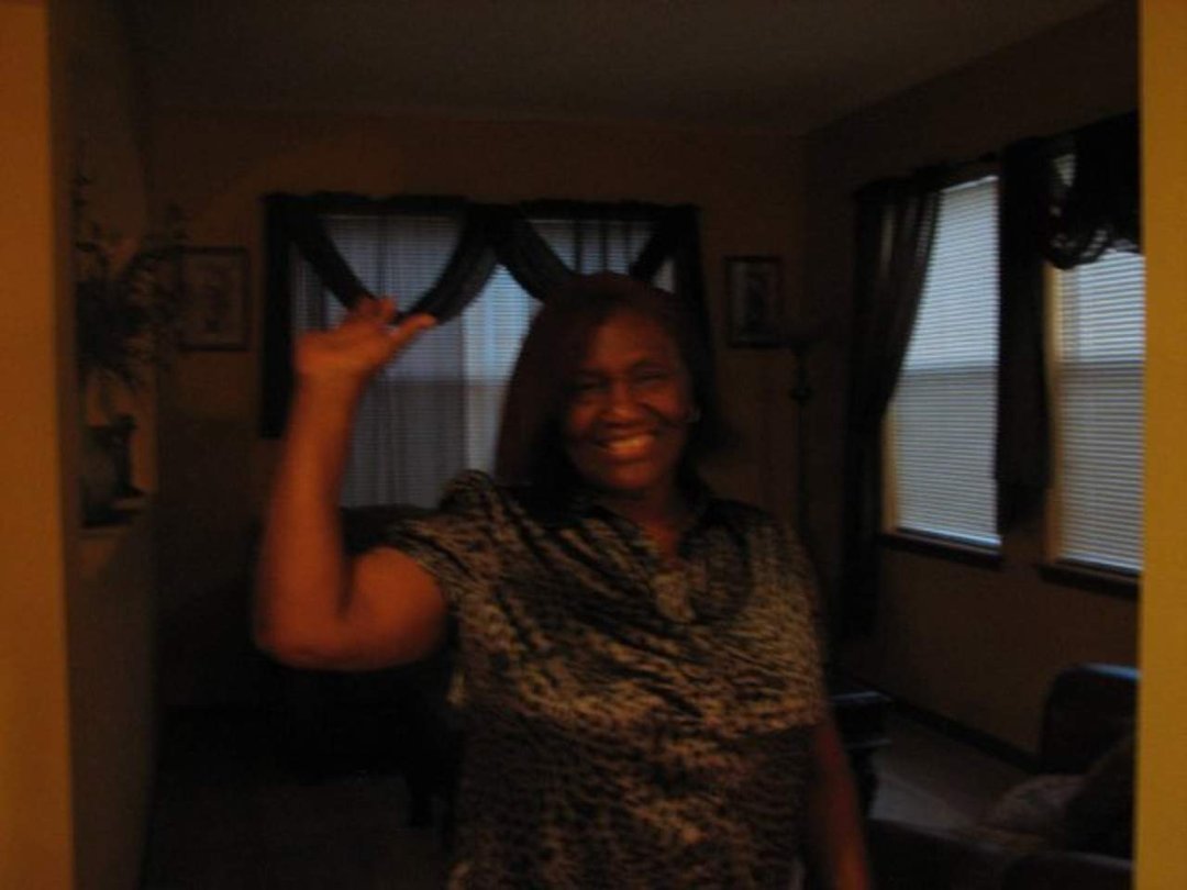 Sandra Smith's album, Profile Pictures