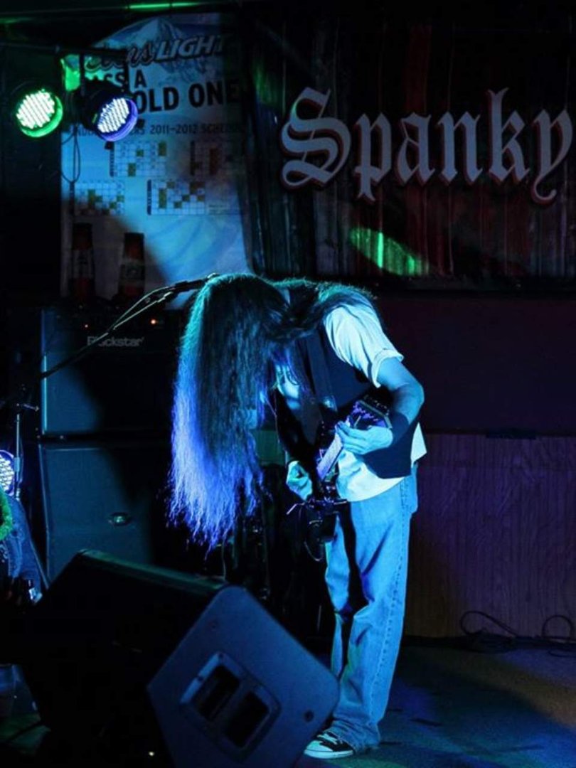 Angie Hewitt's album, Spanky's NYE