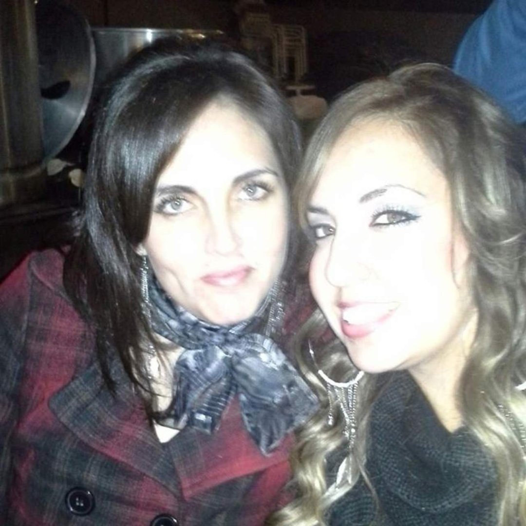 Rocio Palacios' album, Profile Pictures