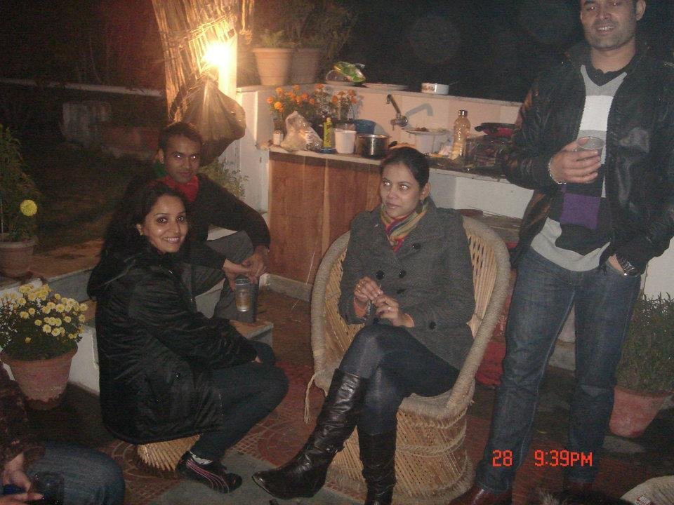 Anand Kumar's album, barbeque,bonfire, n oak grovians !!!