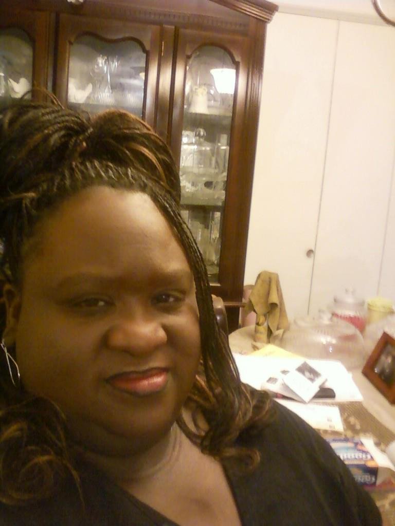Victoria Bryant's album, Mobile Uploads