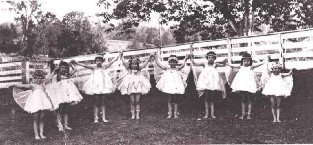 Nancy Blake Thompson's album, Cover Photos