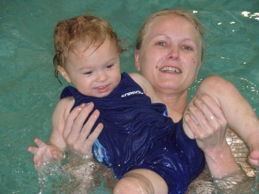 Mona Nicholson's album, Family