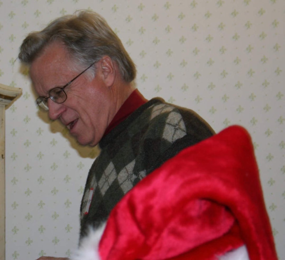 Orlan Holmes' album, SMOKEBUSTERS XMAS PARTY 09