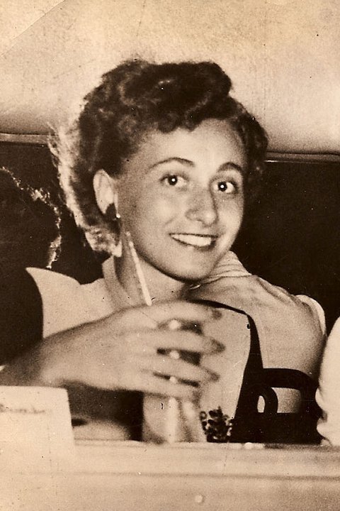 Tamar Besson's album, Profile Pictures