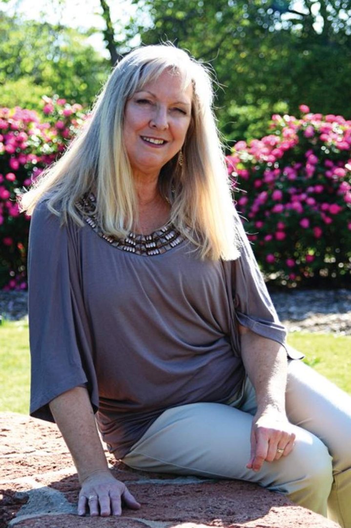 Jan Cline's album, Profile Pictures