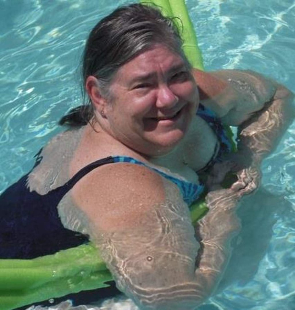 Jo Ellen Usher's album, Profile Pictures