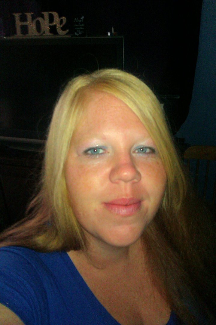Elly Starr's album, Mobile Uploads