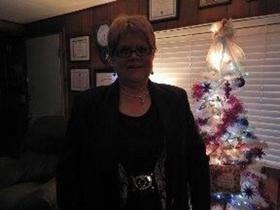 Robin Davis-Eagan's album, Profile Pictures
