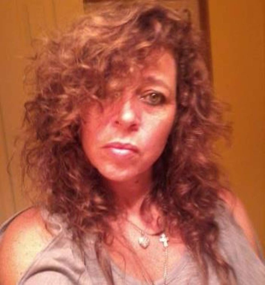 Lysa Afflitto's album, Profile Pictures
