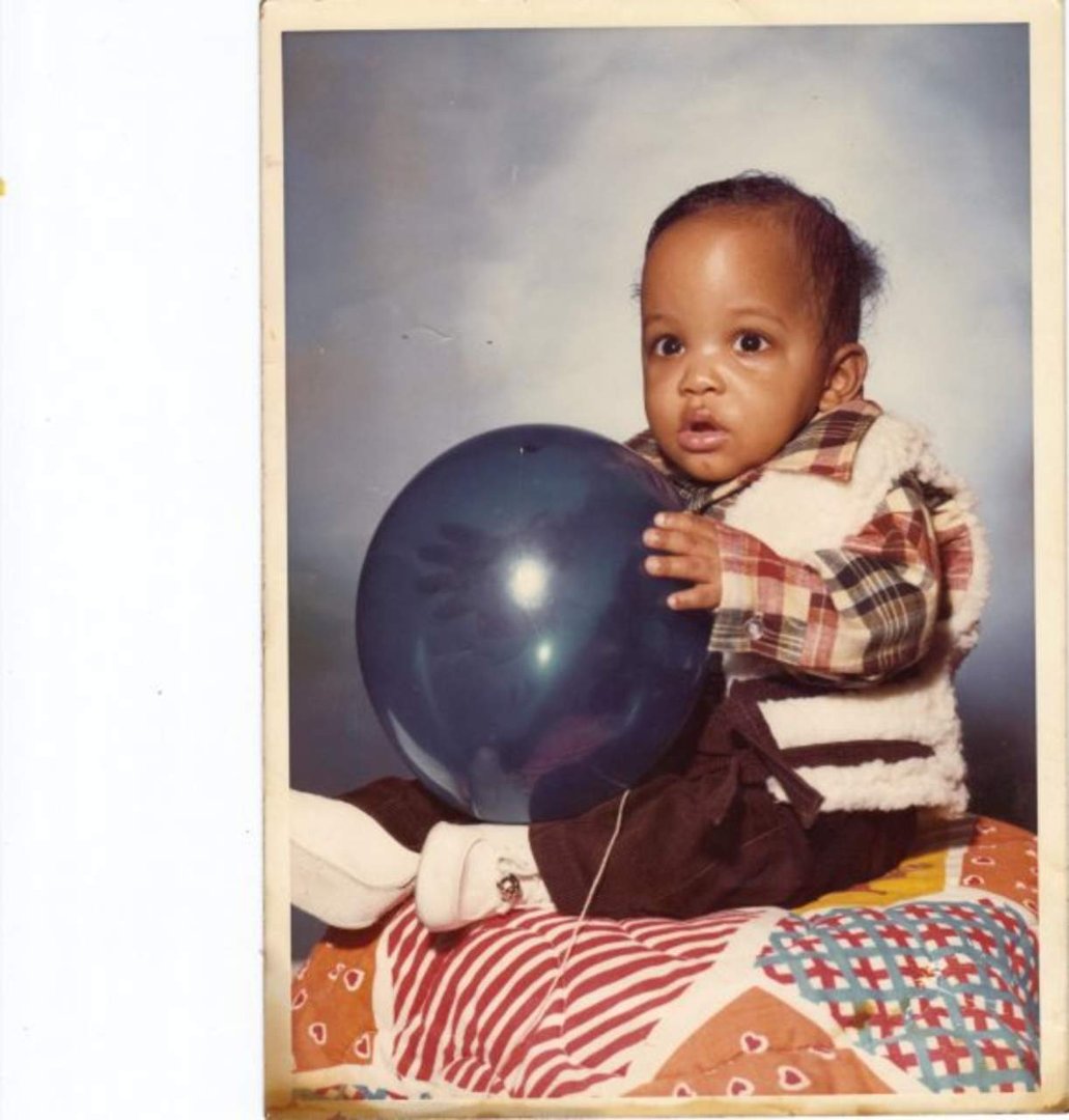 Derrick Maxwell's album, Profile Pictures