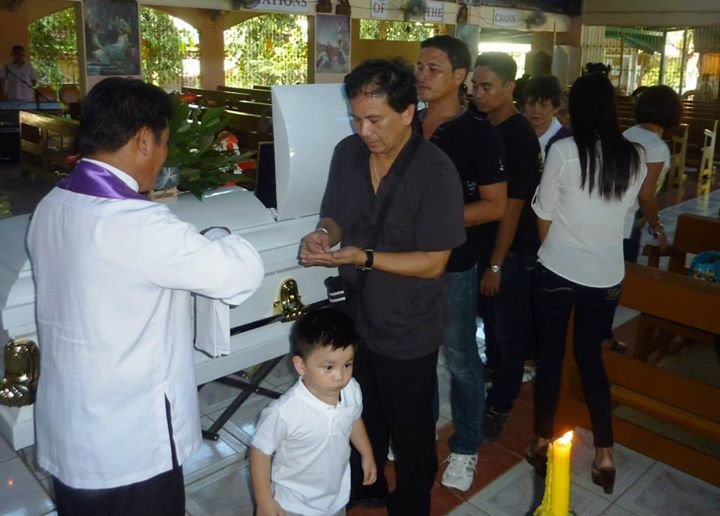 Hec Encarnacion's album, Dr. Conrado B. Encarnacion's wake and funeral.