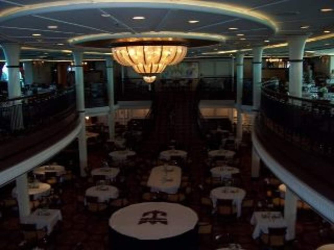 Lloyd Mott's album, Well I was on the cruise in Florida