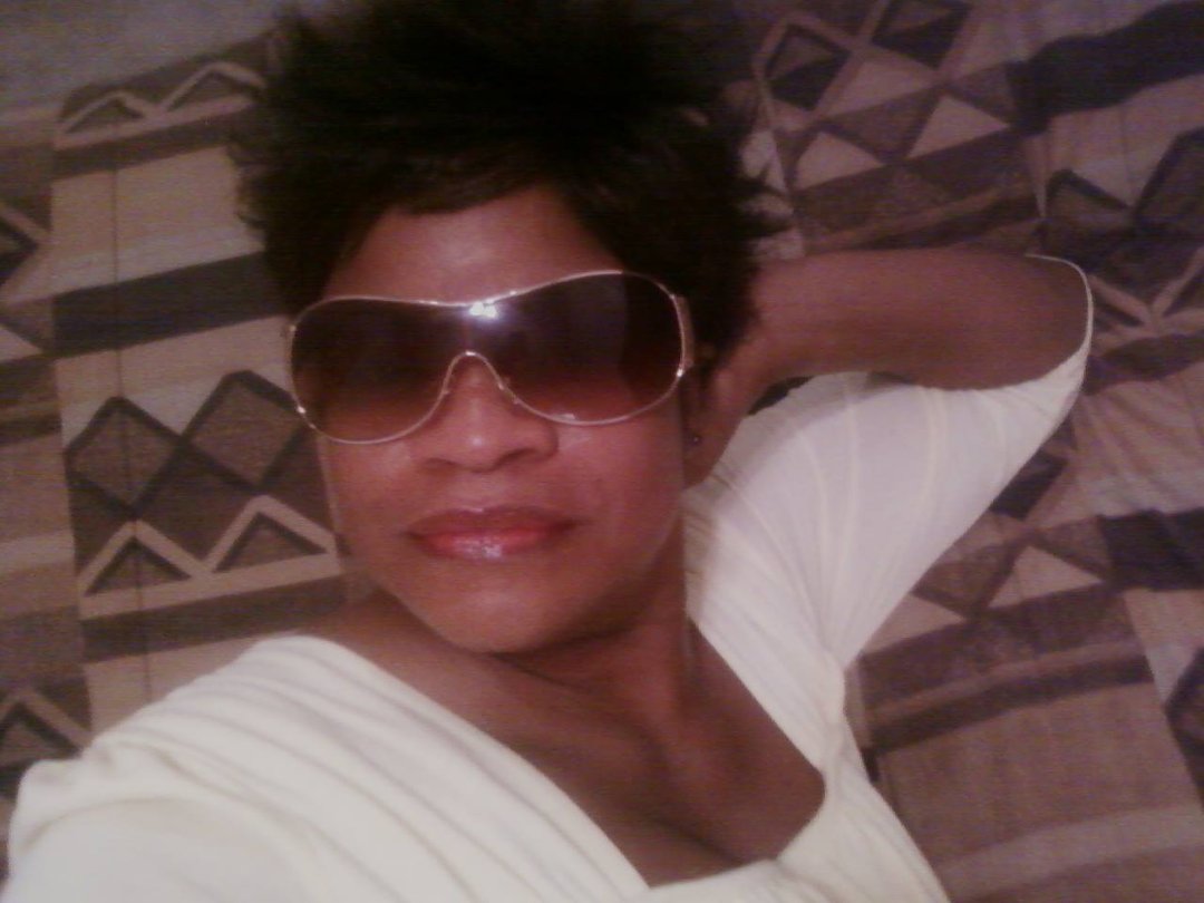 June Smith's album, Profile Pictures
