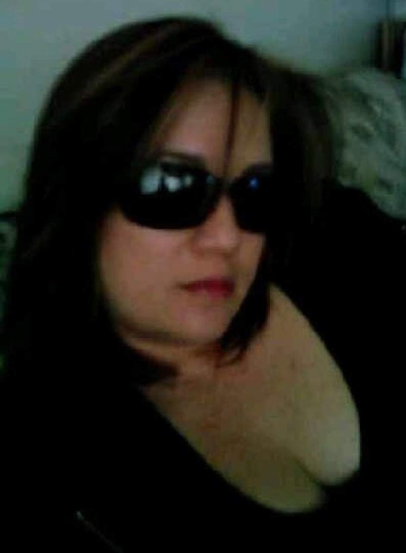 Danielle Hanks' album, Profile Pictures