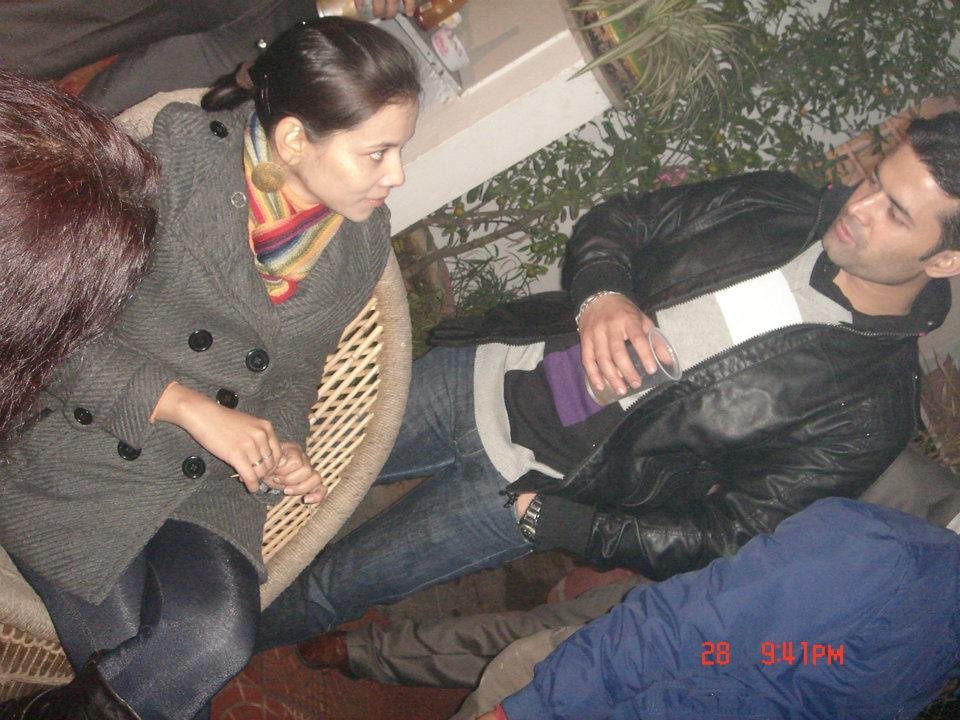 Anand Kumar's album, barbeque,bonfire, n oak grovians !!!