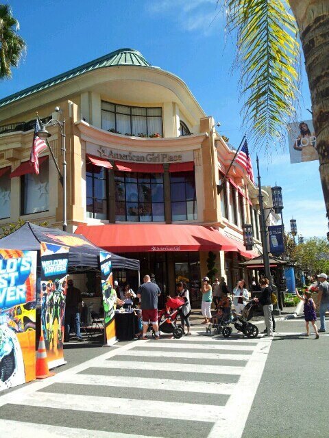 Norma McClean's album, Saturday Shopping at The Grove