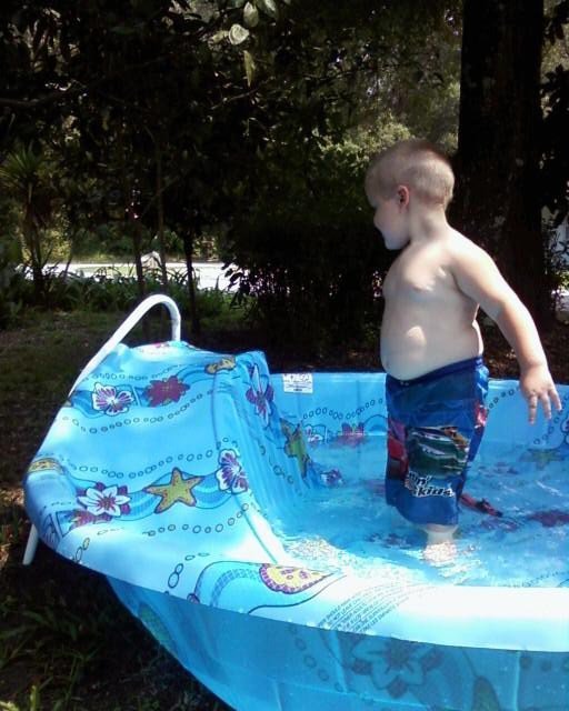 Stacy Keller's album, Chillin By The Pool