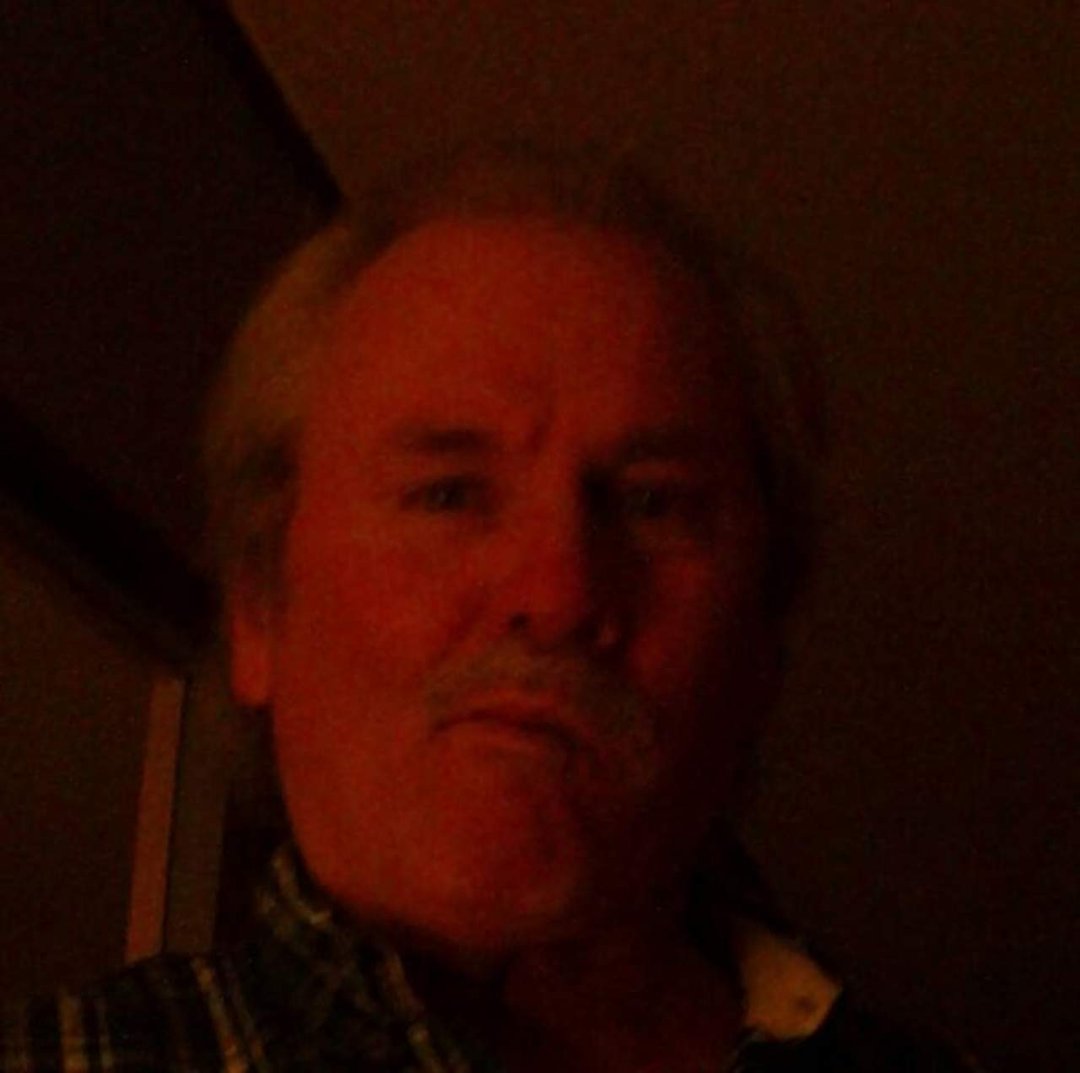 tom elliott's album, Profile Pictures