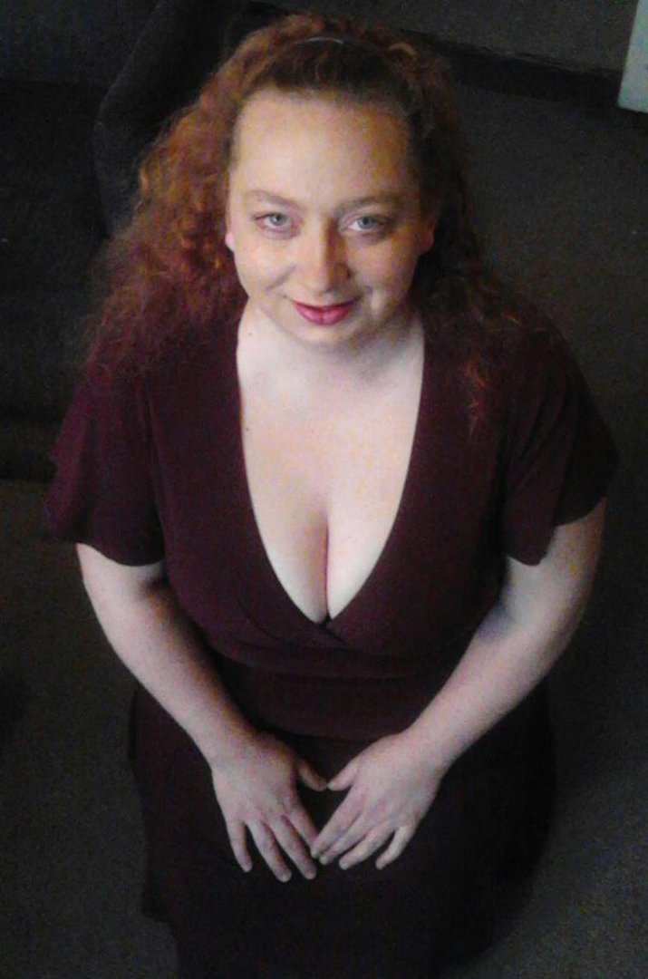 Rebbecca Worcester's album, Profile Pictures