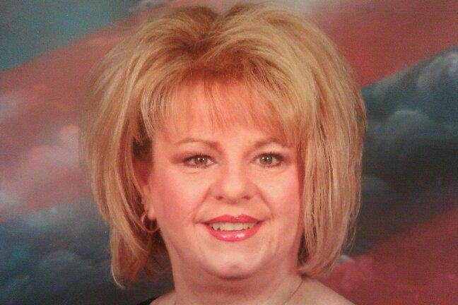 Sue McMillan's album, Profile Pictures