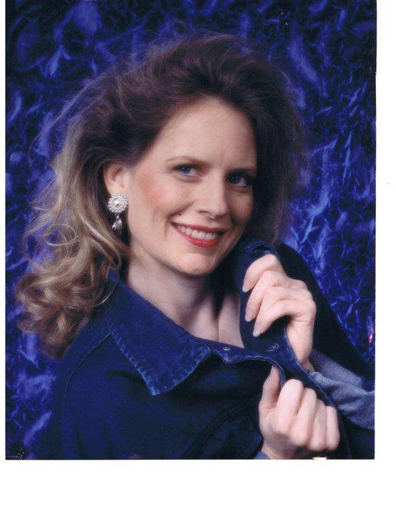 Phyllis Latimer's album, Profile Pictures