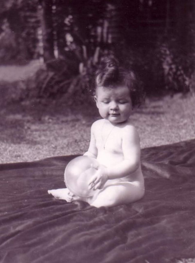 Lynette Kramer's album, Profile Pictures
