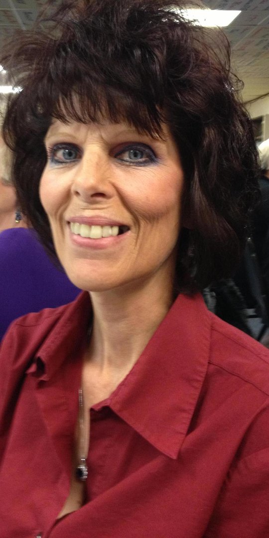 Beth King's album, Profile Pictures