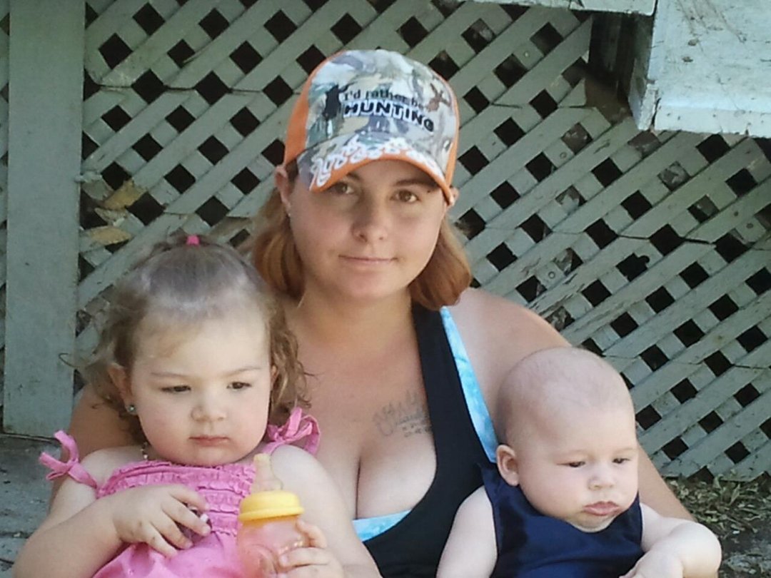Amanda Hendricks' album, Mobile Uploads