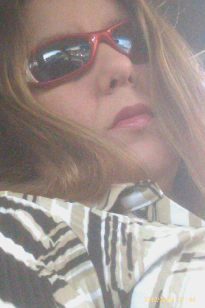 Wynette Sullivan's album, Profile Pictures
