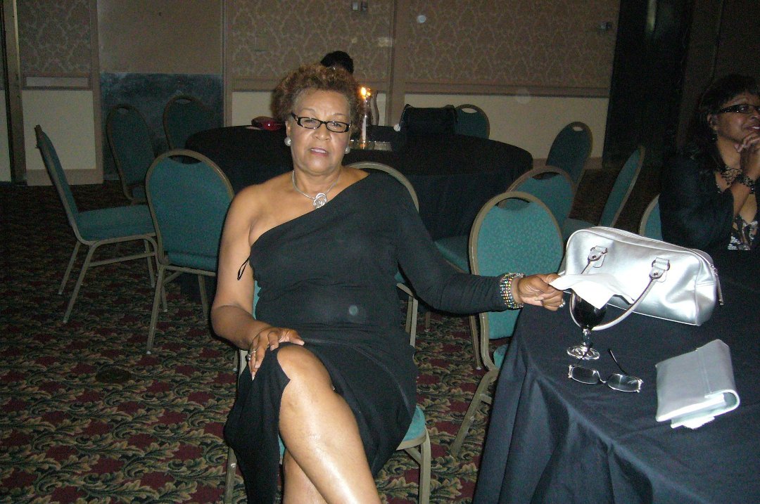 Joyce Wright's album, Profile Pictures