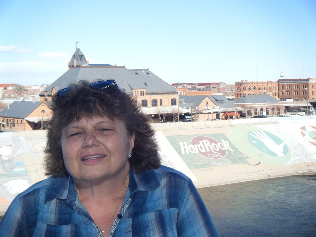Geraldine Ewart's album, Profile Pictures