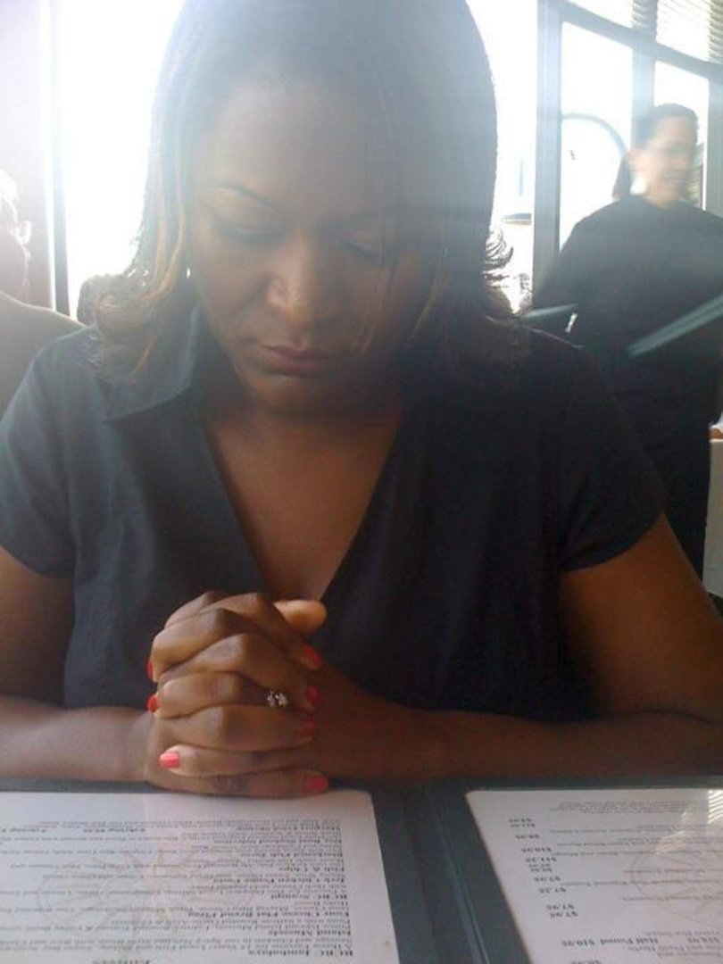 Sandra Smith's album, Profile Pictures