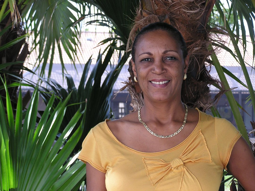 Sandra Taylor's album, Profile Pictures