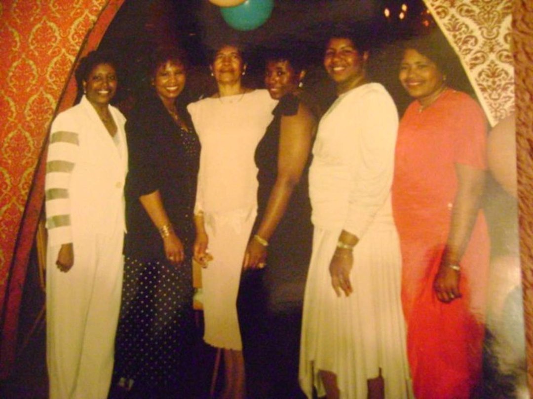 Calvin Freeman's album, Mom and Daughters