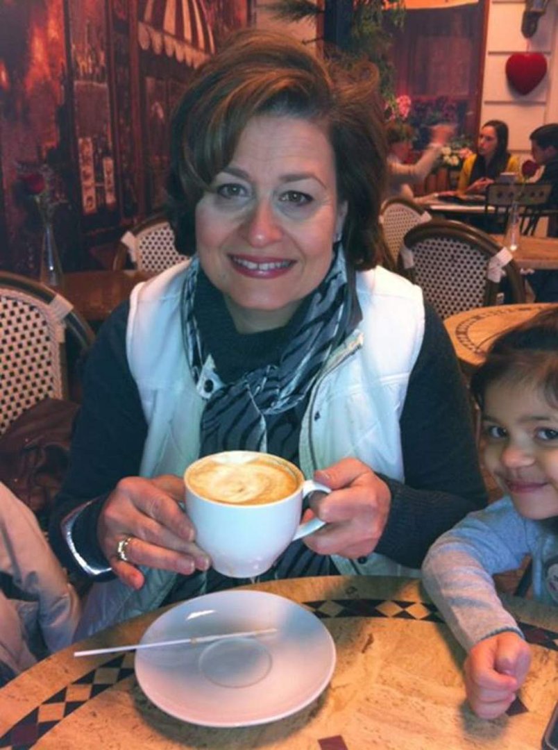 Jo Anne Esfahani's album, Profile Pictures