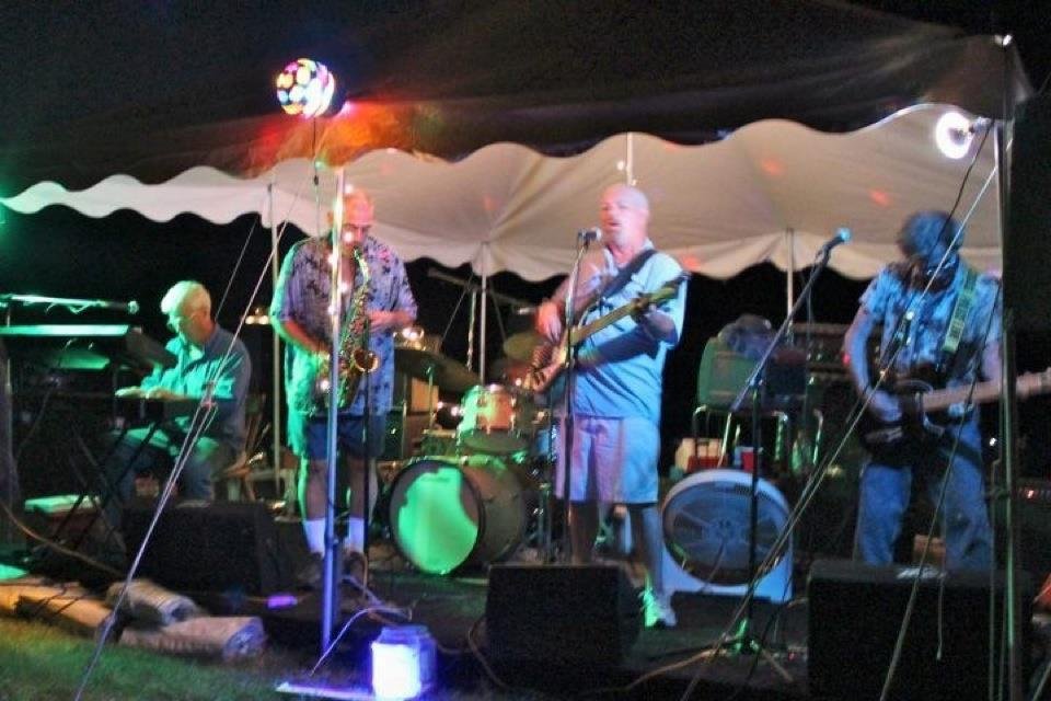 Bryan Dusty's album, Mobile Uploads