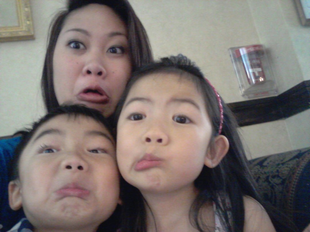 Dat Nguyen's album, Mobile Uploads