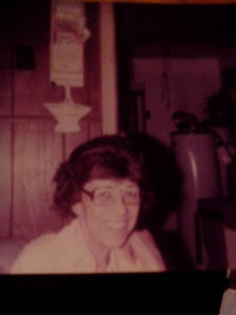 Robin Sanders' album, Mobile Uploads