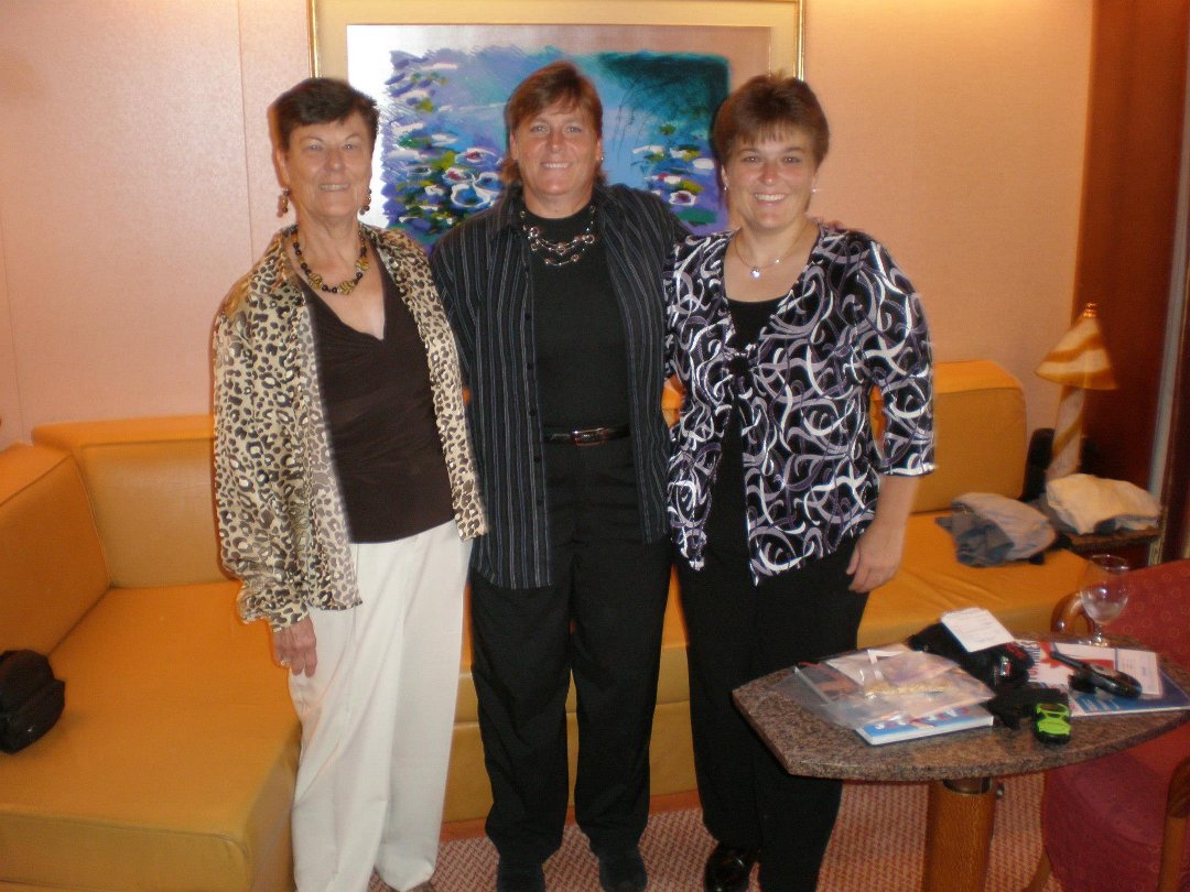 Dawn Wiktor's album, Cruise 2010 - Patty
