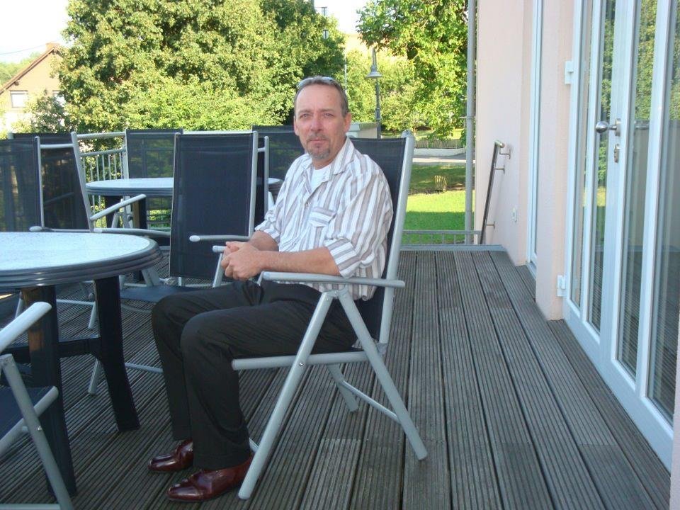 David McEntire's album, Mobile Uploads