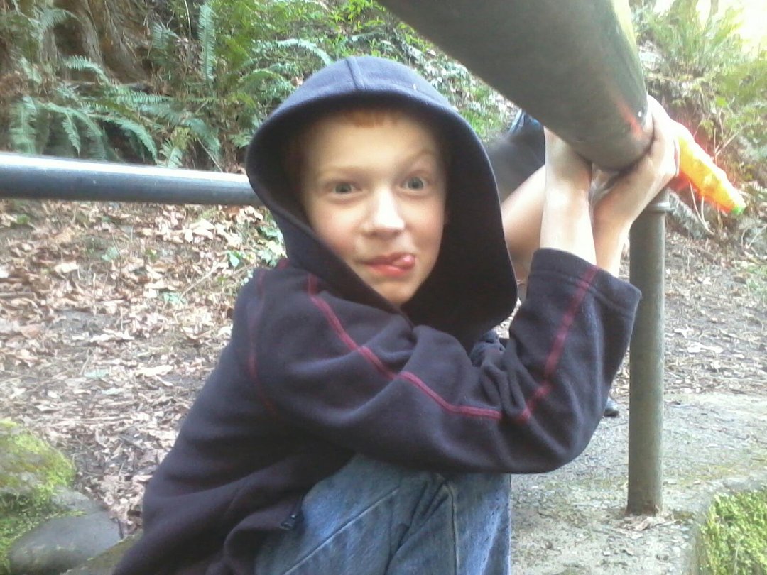 Cameron Jones' album, Mobile Uploads