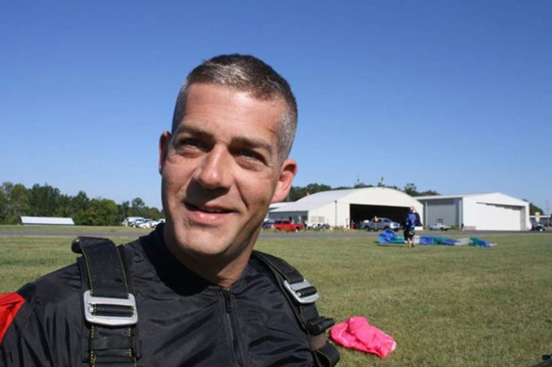 Julia Ann Shelton's album, Barry Skydiving September 10, 2011