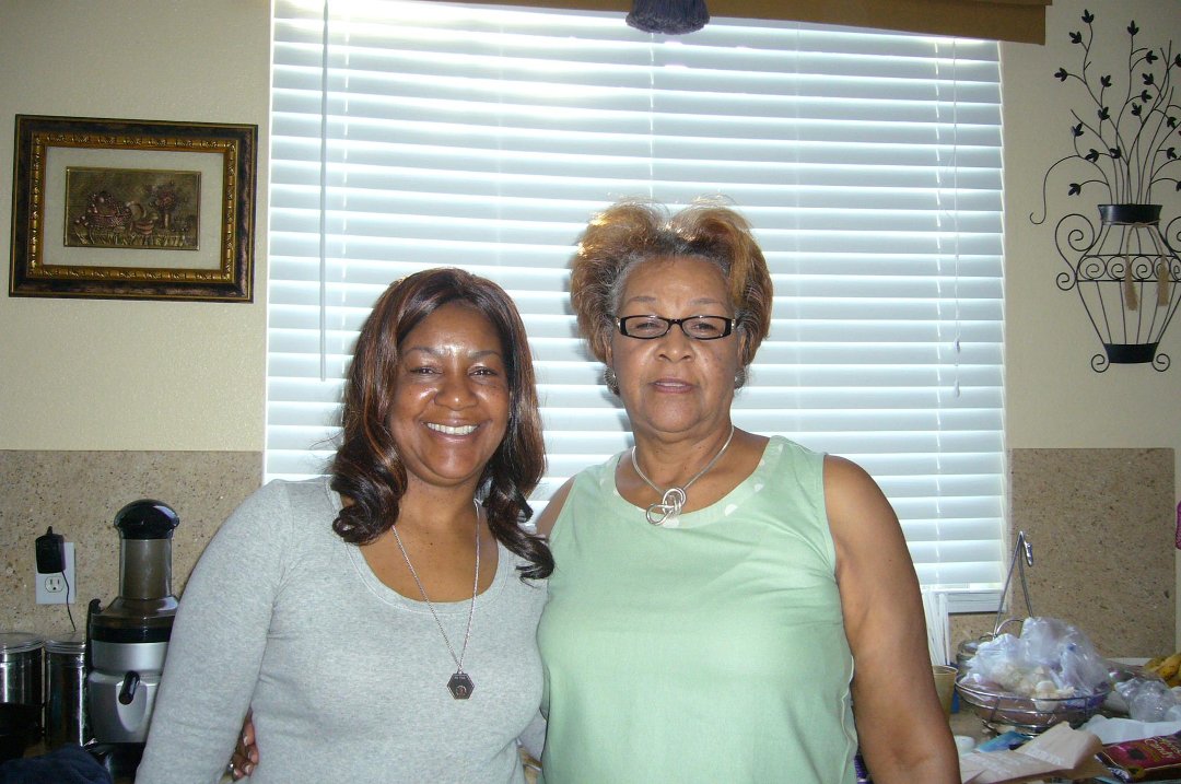 Joyce Wright's album, Profile Pictures
